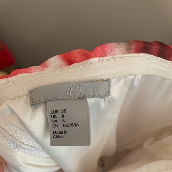 H&M floral strapless dress - Picture 2 of 3